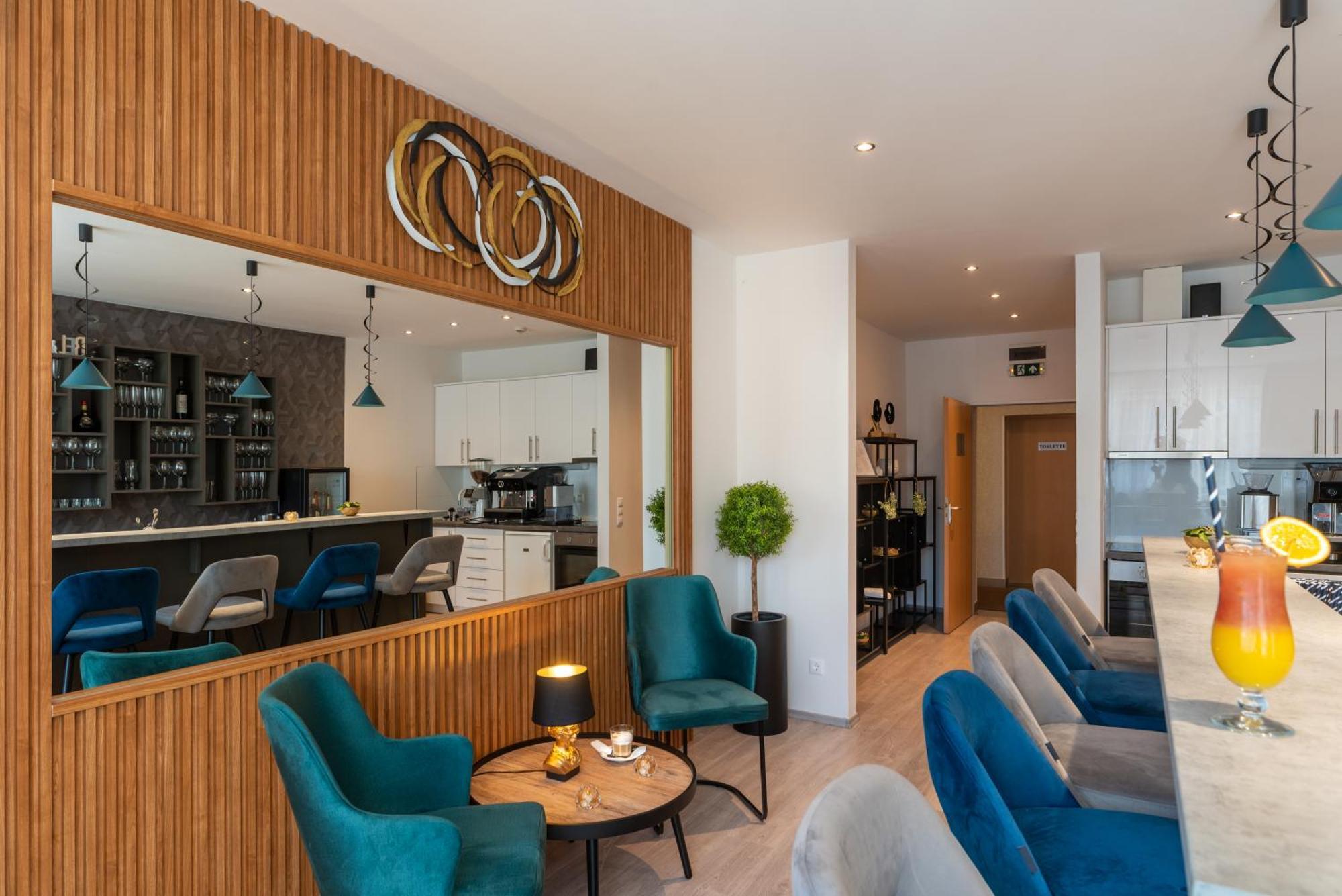 Holdvirag Hotel ชาร์วาร์ ภายนอก รูปภาพ